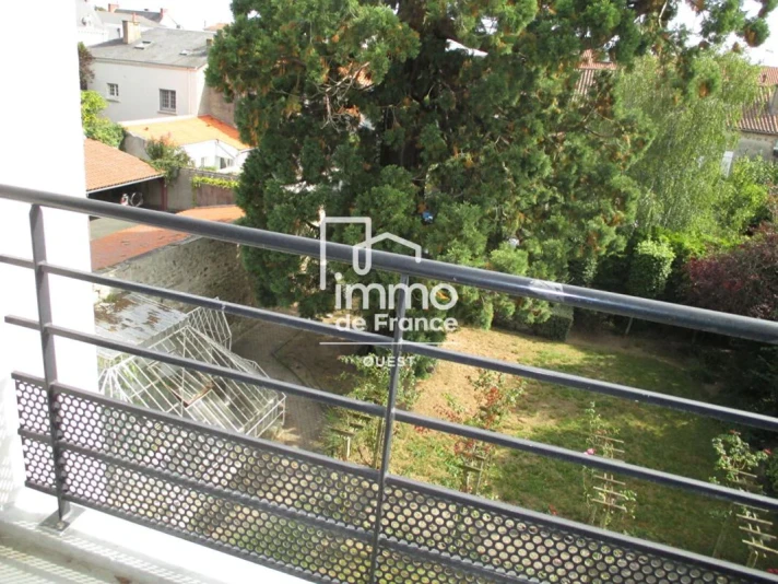 Voir la photo 1/3 du type apartment à La Roche-sur-Yon
