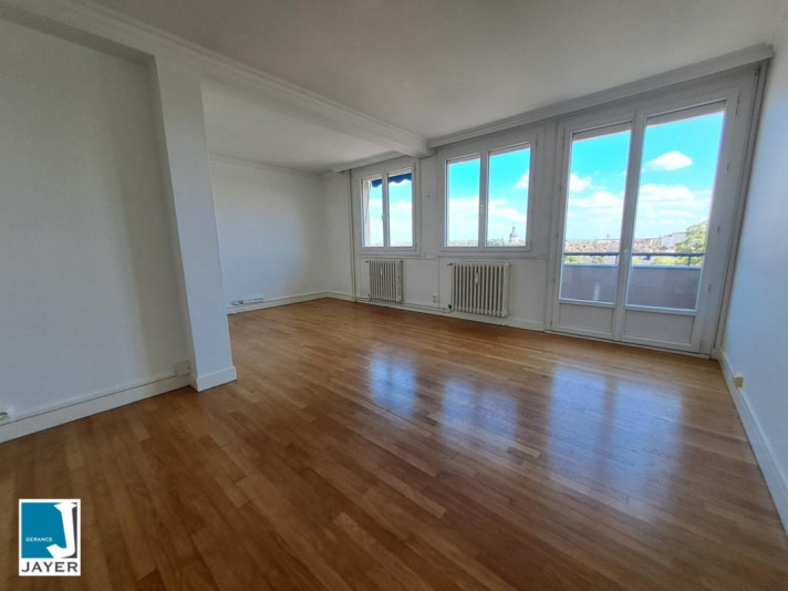 Voir la photo 1/14 du type apartment à Chalon-sur-Saône