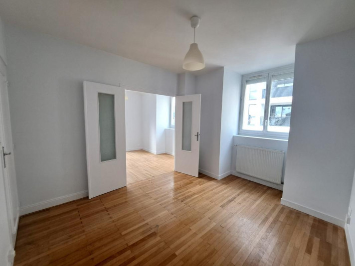 Voir la photo 1/4 du type apartment à Nantes