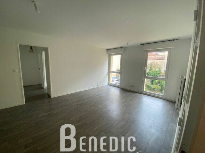 Voir la photo 1/17 du type apartment à Metz