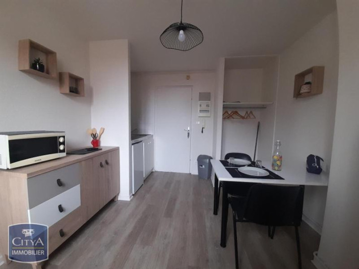Voir la photo 1/6 du type apartment à Roanne