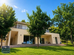 Maison à Grazac
