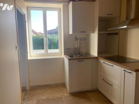Appartement à Mézériat