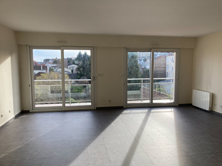 Voir la photo 1/15 du type apartment à Suresnes
