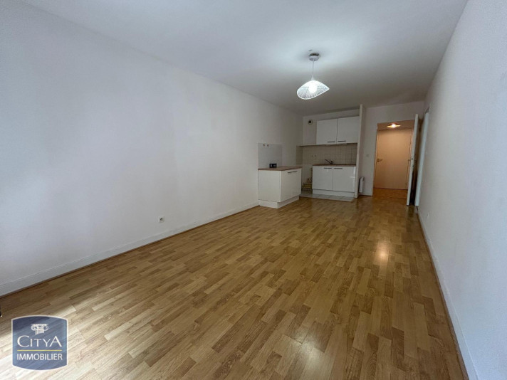 Voir la photo 1/8 du type apartment à Orléans