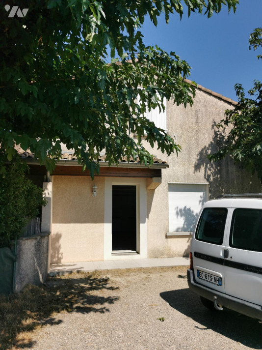 Voir la photo 1/10 du type house à Puygiron