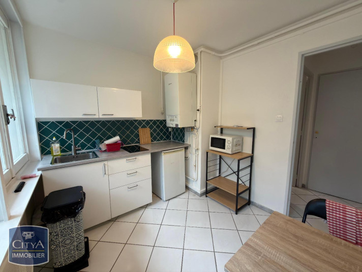 Voir la photo 1/9 du type studio à Marseille