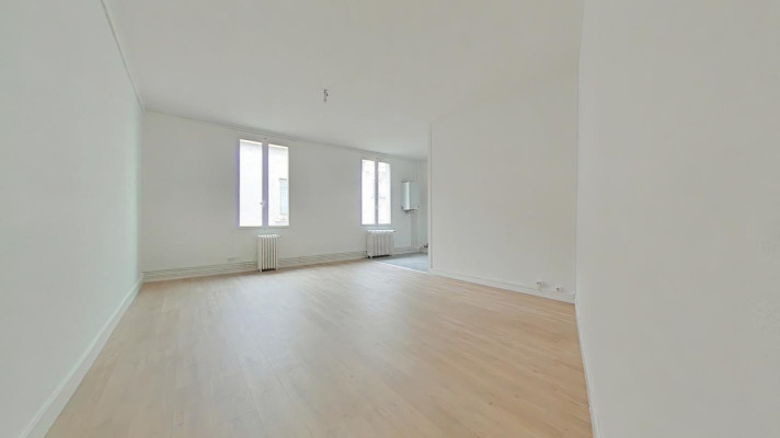 Voir la photo 1/7 du type apartment à Saint-Étienne