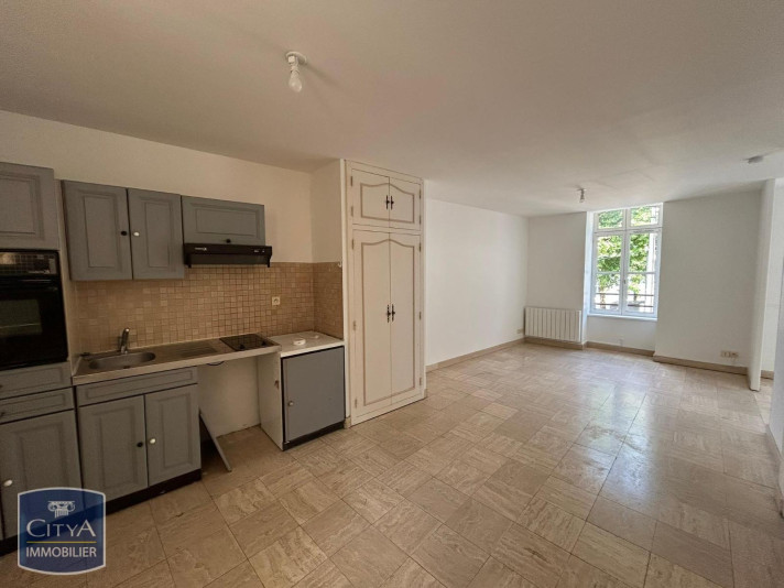 Voir la photo 1/9 du type apartment à Laval