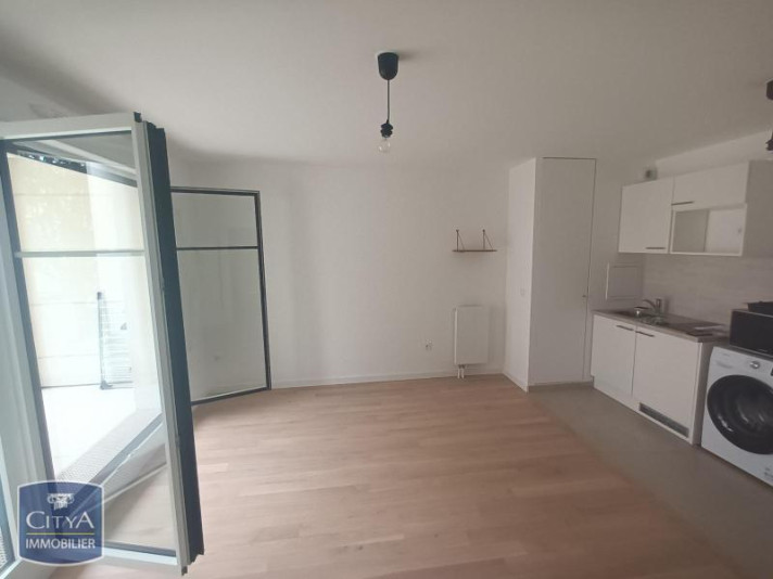 Voir la photo 1/14 du type apartment à Suresnes