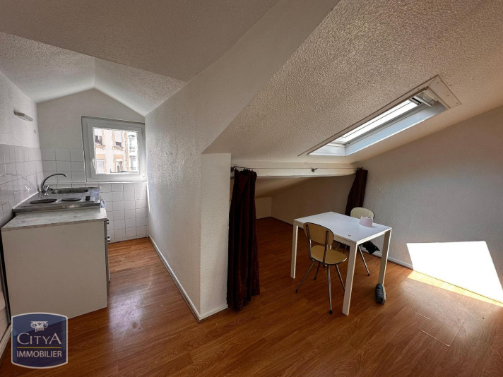 Voir la photo 1/8 du type apartment à Grenoble