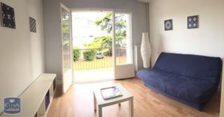 Voir la photo 1/8 du type apartment à Saumur