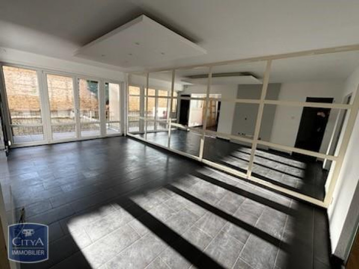 Voir la photo 1/8 du type apartment à Strasbourg