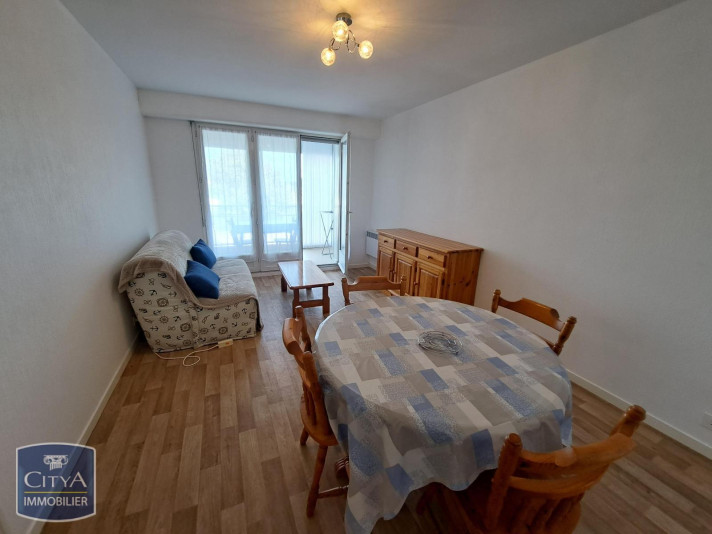 Voir la photo 1/12 du type apartment à Royan