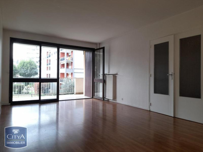 Voir la photo 1/12 du type apartment à Grenoble