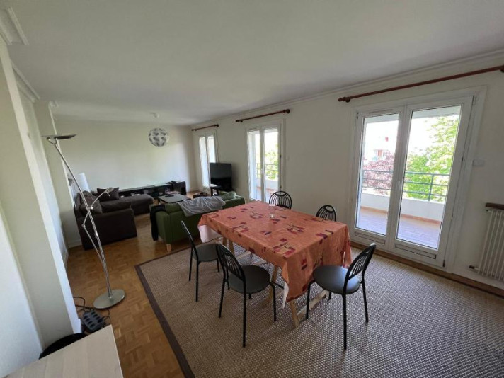 Voir la photo 1/11 du type apartment à Tours