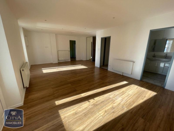 Voir la photo 1/14 du type apartment à Le Chambon-Feugerolles