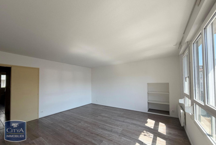 Voir la photo 1/8 du type apartment à Grenoble