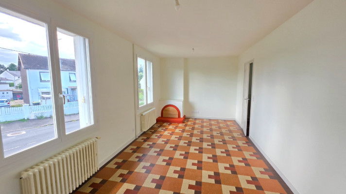 Voir la photo 1/7 du type house à Amboise