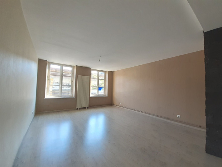 Voir la photo 1/10 du type apartment à Nancy