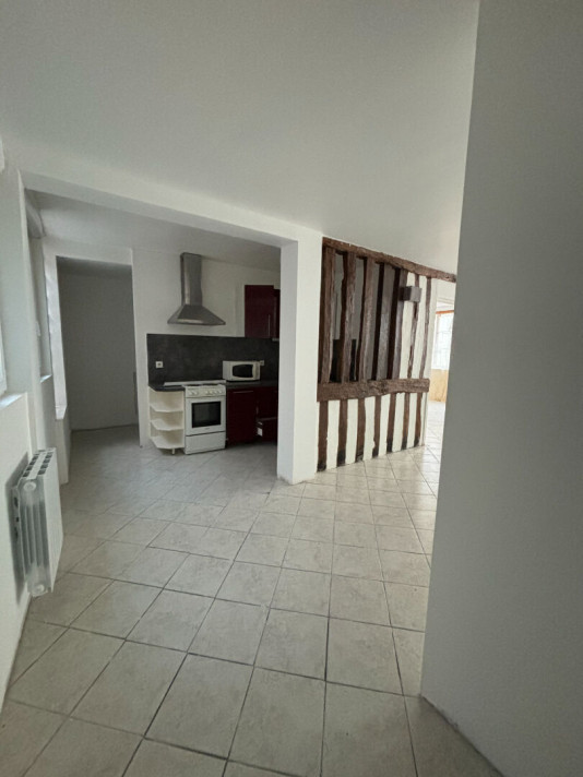 Voir la photo 1/8 du type apartment à Elbeuf