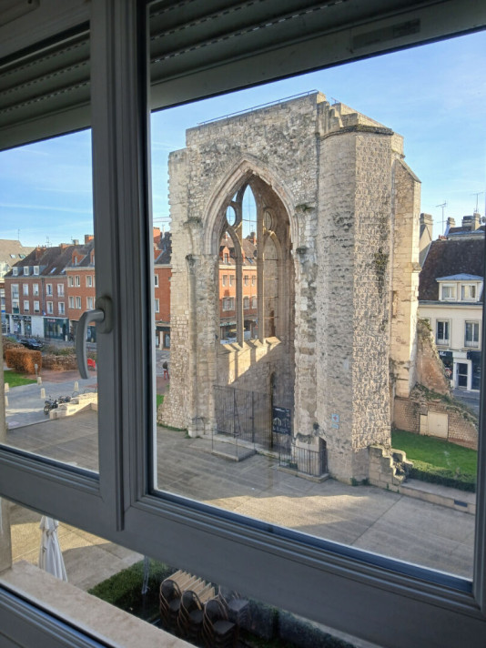 Voir la photo 1/6 du type apartment à Beauvais