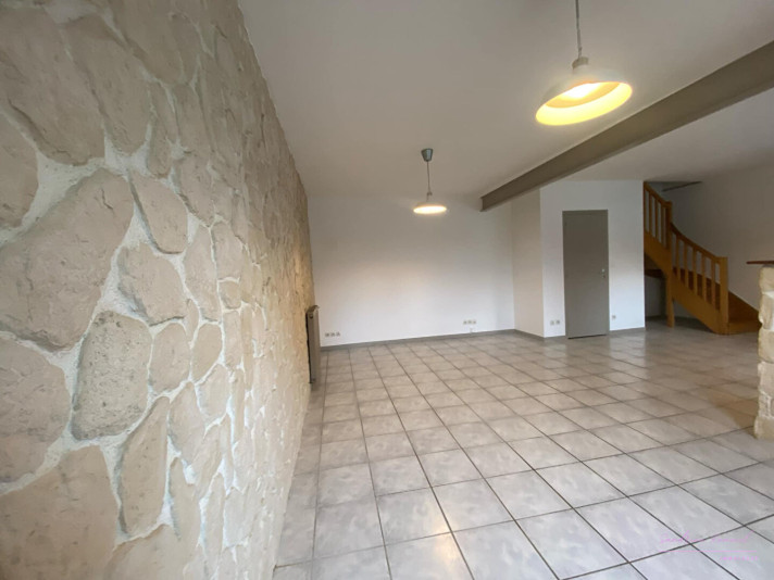 Voir la photo 1/6 du type house à Cholet