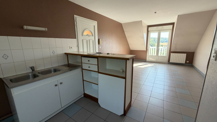 Voir la photo 1/8 du type apartment à Marseille-en-Beauvaisis