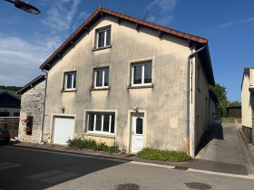 Maison à Colombé-le-Sec