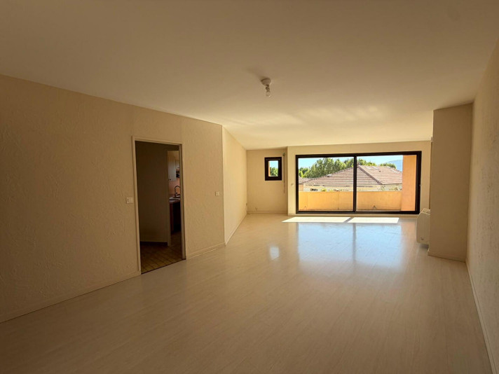 Voir la photo 1/12 du type apartment à Cavaillon