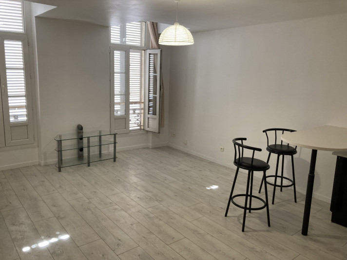 Voir la photo 1/5 du type apartment à Montauban