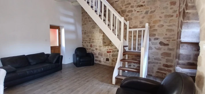 Voir la photo 1/7 du type apartment à Figeac