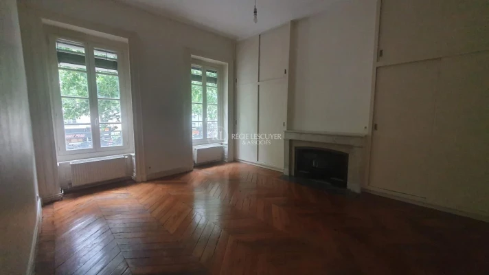 Voir la photo 1/11 du type apartment à Lyon 3e Arrondissement