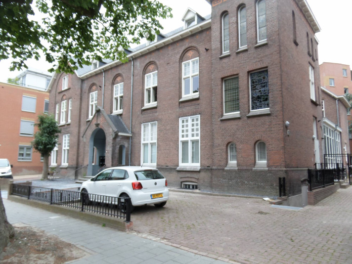 View photo 1/20 of house in Eindhoven