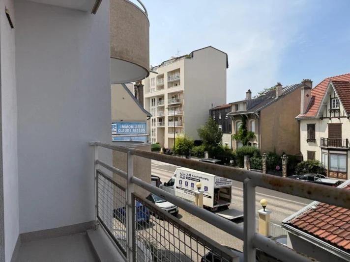 Voir la photo 1/8 du type apartment à Nancy