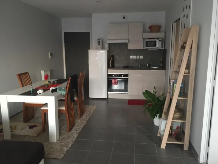 Voir la photo 1/3 du type apartment à Rodez