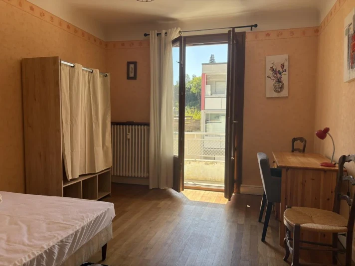 Voir la photo 1/8 du type studio à Chambéry