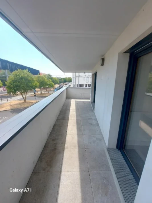 Voir la photo 1/8 du type apartment à Bègles