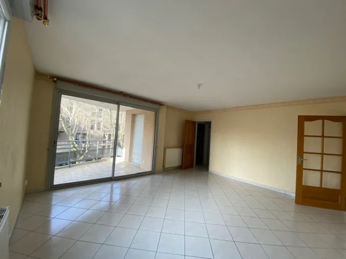 Voir la photo 1/11 du type apartment à Rodez