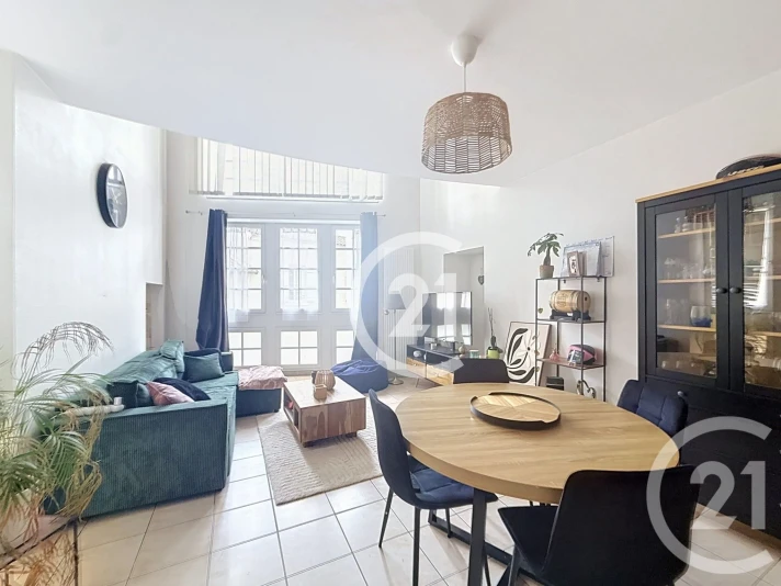 Voir la photo 1/7 du type house à Jarnac