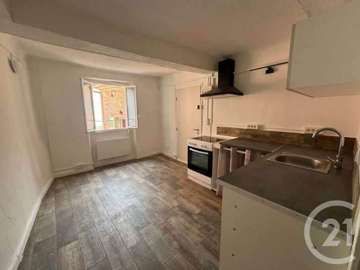 Voir la photo 1/8 du type apartment à Barjols