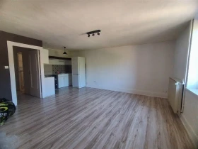 Appartement à Jullié