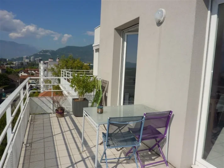 Voir la photo 1/8 du type apartment à Saint-Martin-d'Hères