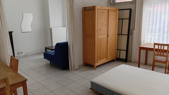Bekijk foto 1 van 3 van het studio in Ixelles