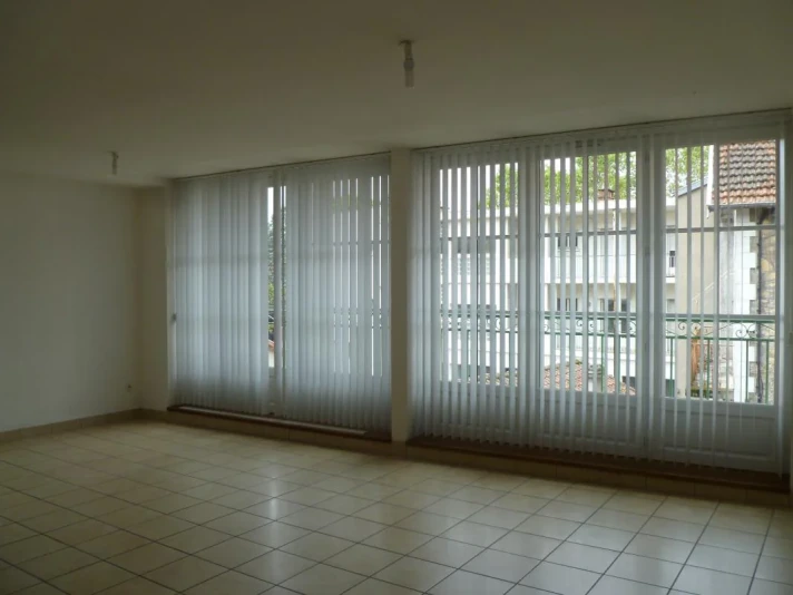 Voir la photo 1/10 du type apartment à Figeac