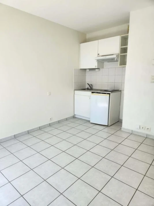 Voir la photo 1/5 du type studio à Rodez