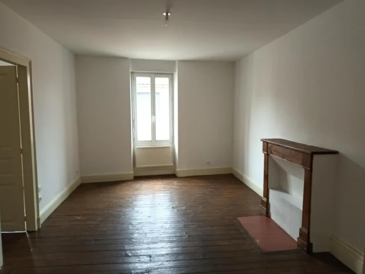Voir la photo 1/6 du type apartment à Decazeville