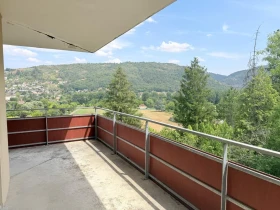Appartement à Villefranche-de-Rouergue