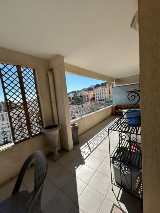 Voir la photo 1/13 du type apartment à Nice
