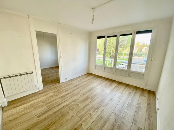 Voir la photo 1/11 du type apartment à Évreux